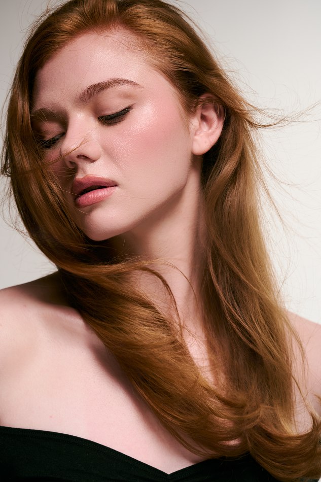 Soft-light beauty portrait of Camryn